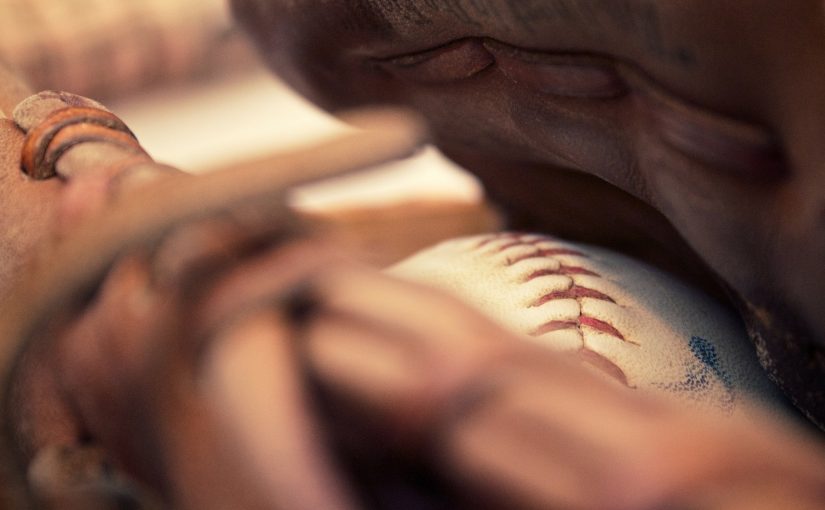 Do You Know the Easy Way of Betting Pro Baseball?