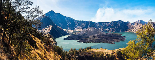 Mengenal Gunung Tertinggi Kedua di Indonesia Berapa Ketinggian Gunung Rinjani?